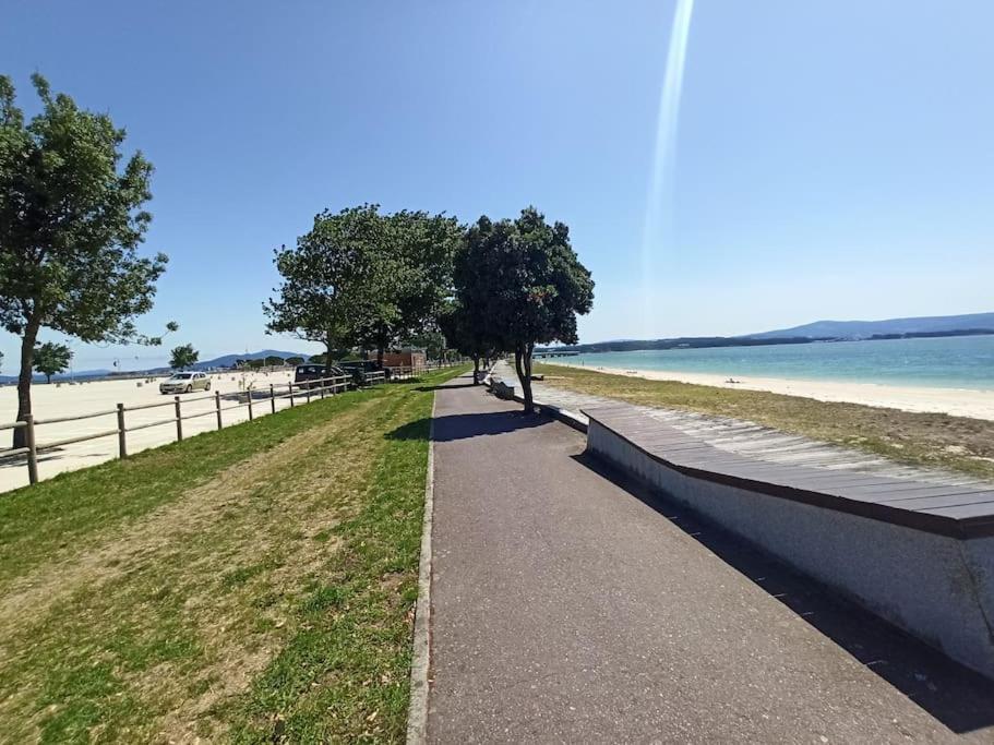 Apto Solpor, Terraza Y Parking Cambados Dış mekan fotoğraf